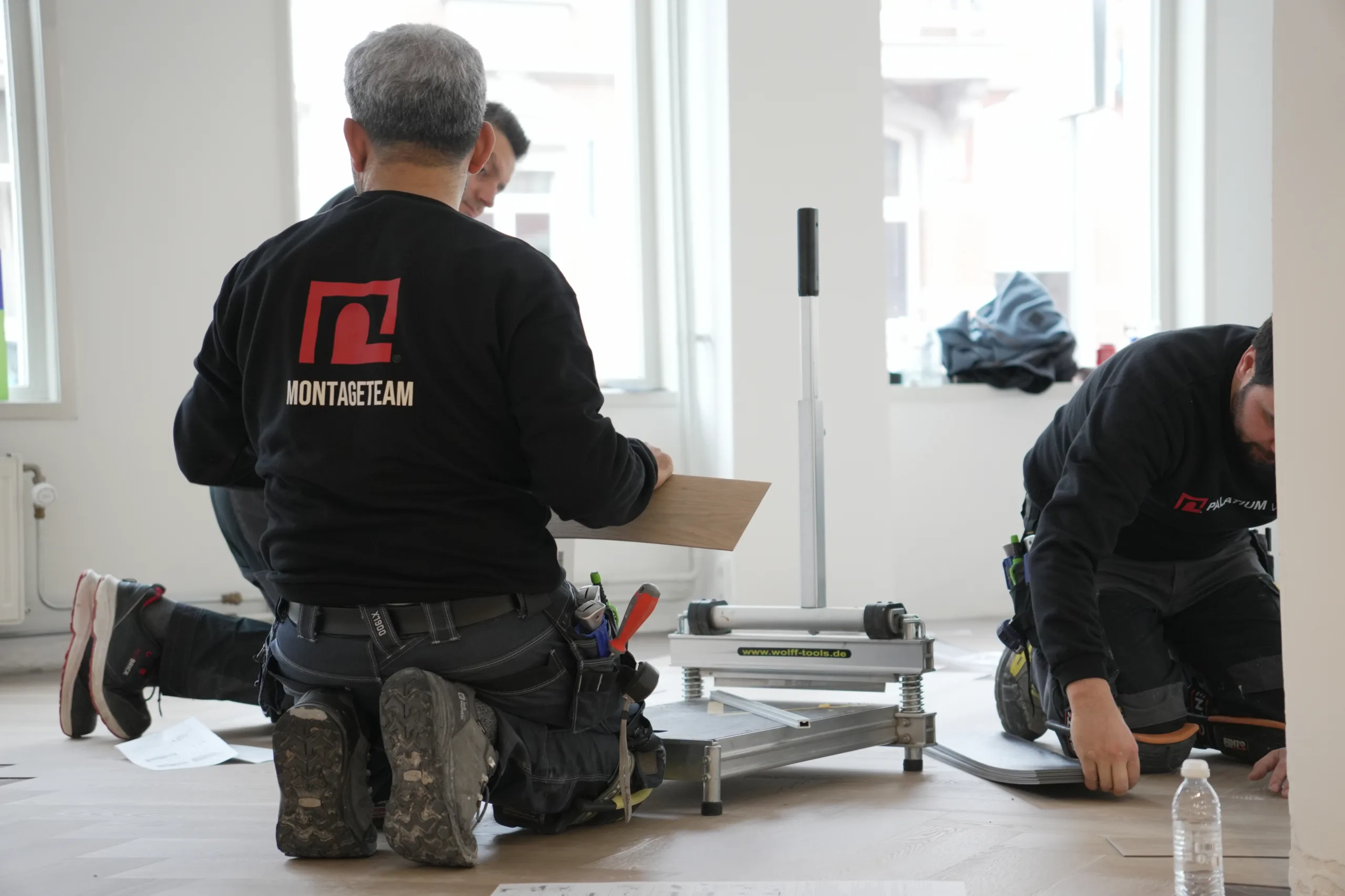 laminaat legger,pvc vloer inclusief leggen,laminaat leggen kosten,vloer laten leggen